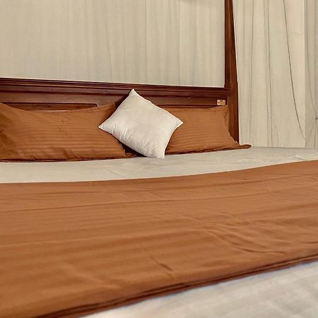 Sasmika Villa Surf And Yoga Hostel Weligama Exterior foto